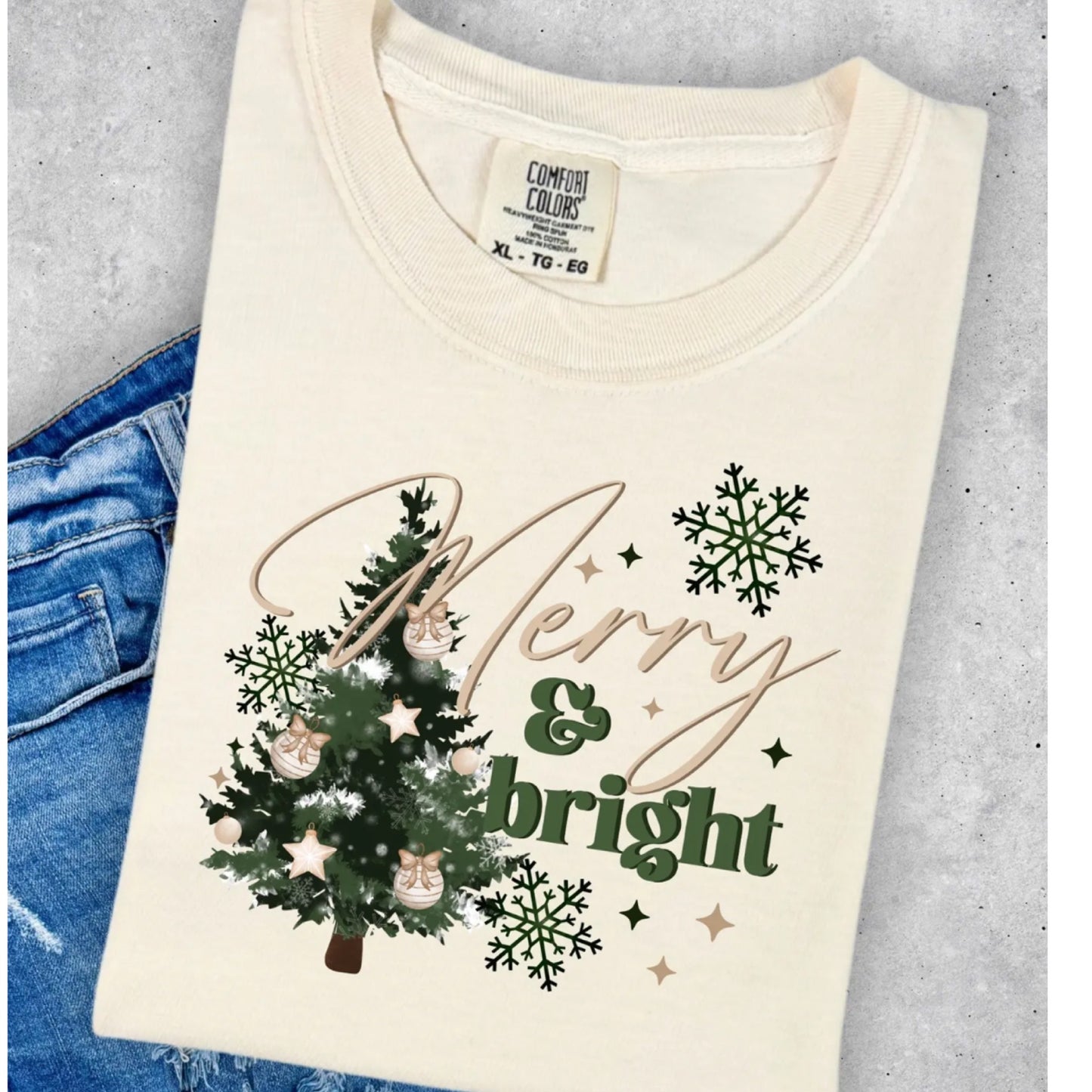 FINAL SALE-Merry & Bright Tee