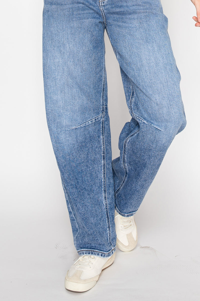 AT2083BRM Adjustable Strap Waistband Barrel Jeans