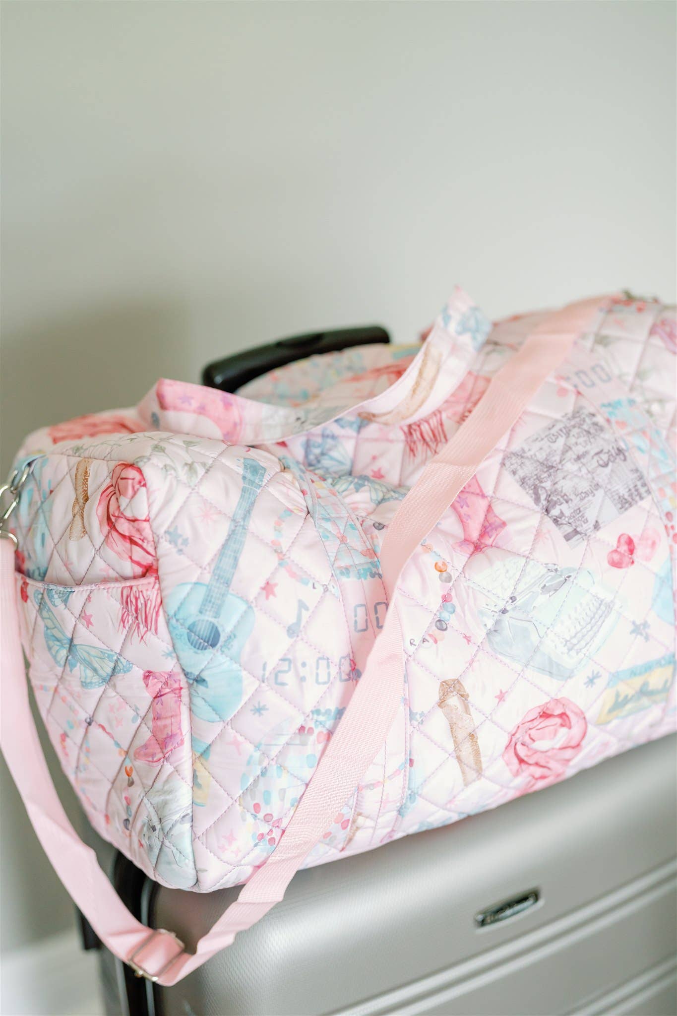 Gracefully Made Art - Eras Quilted Duffle