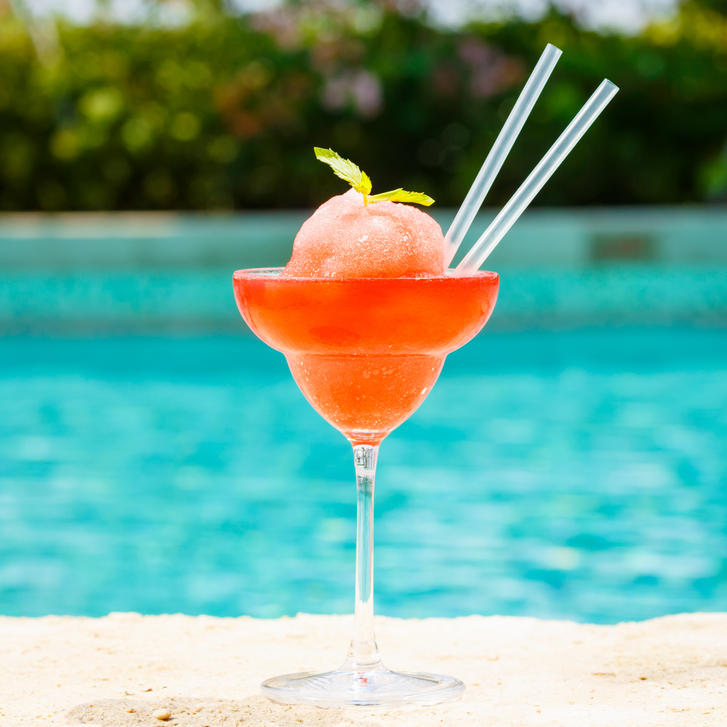 Strawberry Peach Cosmo Cocktail Drink Mix | Wine Slush & Mocktail Mixer Jar