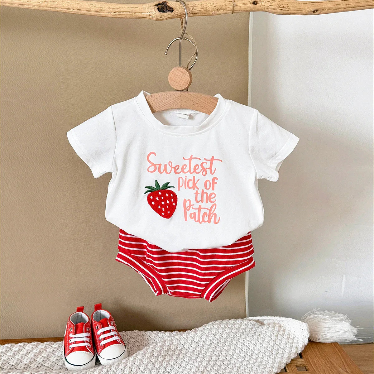 Striped Shorts Fruit Set