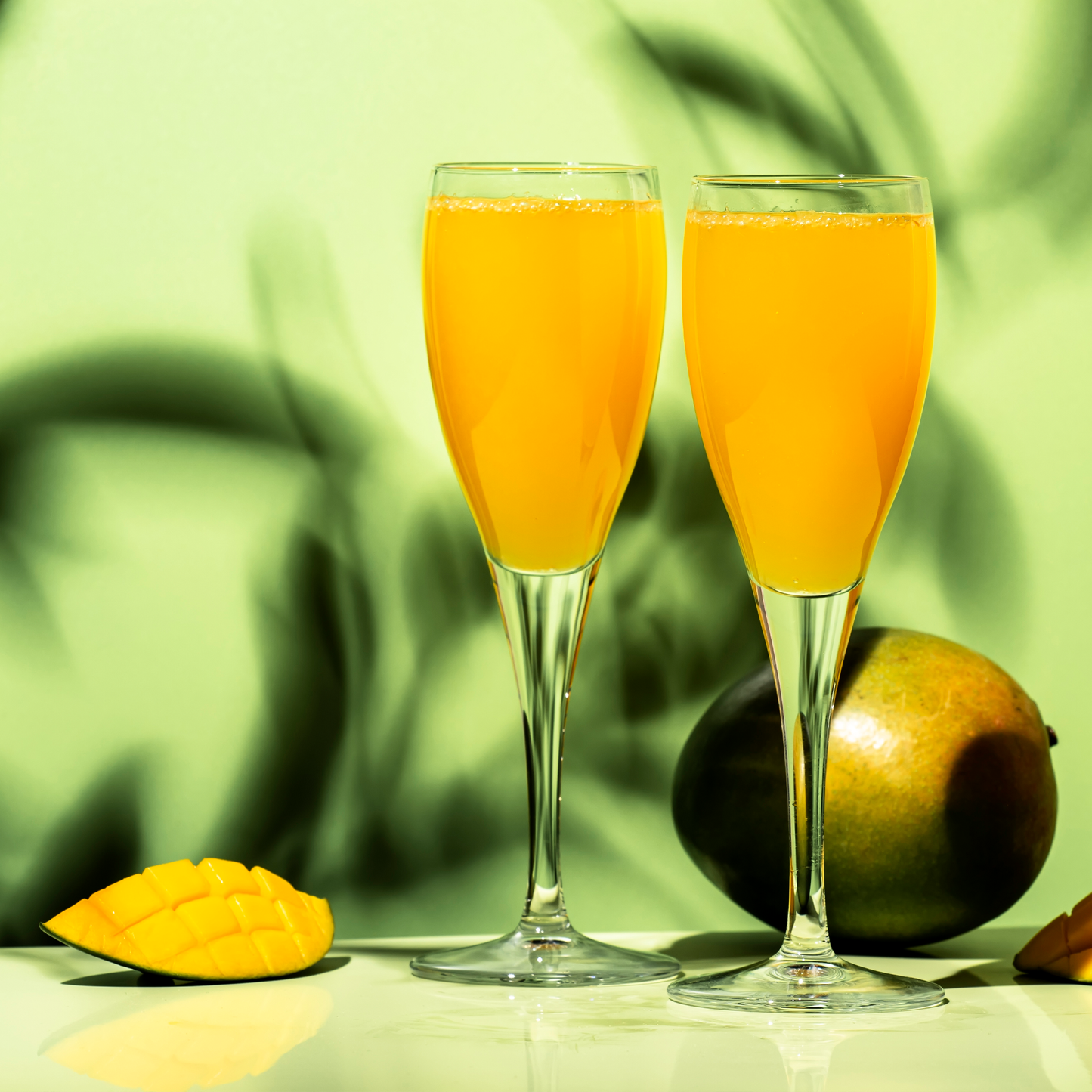 Mango Bellini Cocktail Drink Mix | Wine Slush & Mocktail Mixer Jar