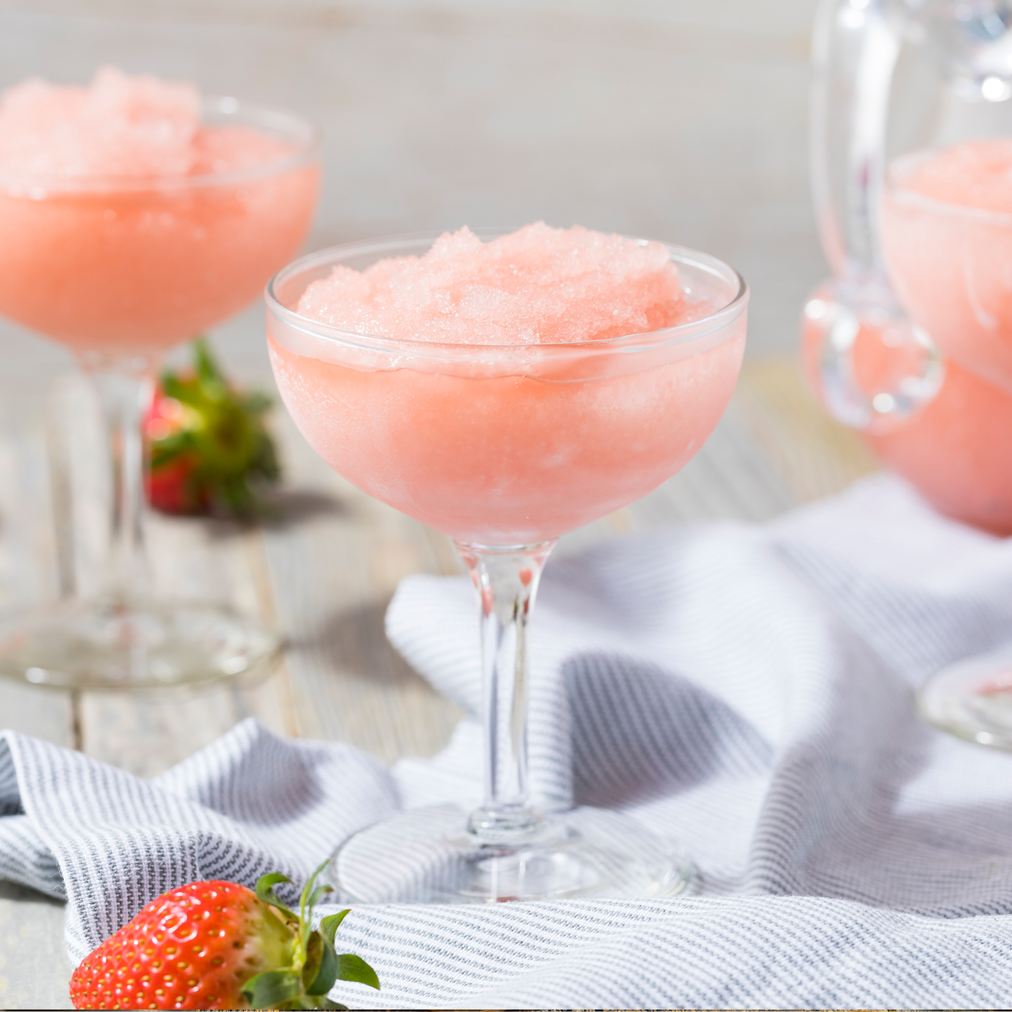 Strawberry Margarita Cocktail Drink Mix | Wine Slush & Mocktail Mixer Jar